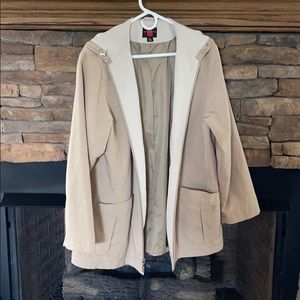 Women’s Lightweight Jacket